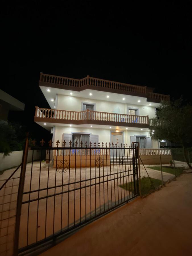 Villa Mateo Ксамил Экстерьер фото
